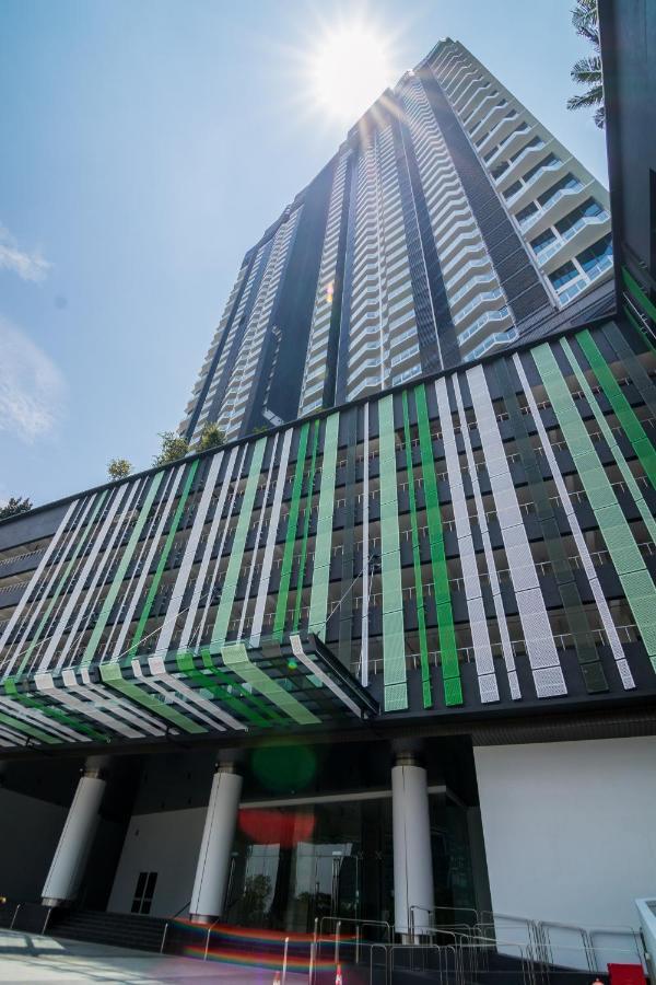 Almas Suites By Subhome Nusajaya  Exterior foto